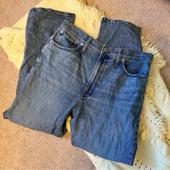 Madewell Perfect Vintage Straight Jean - Picture 2 of 8